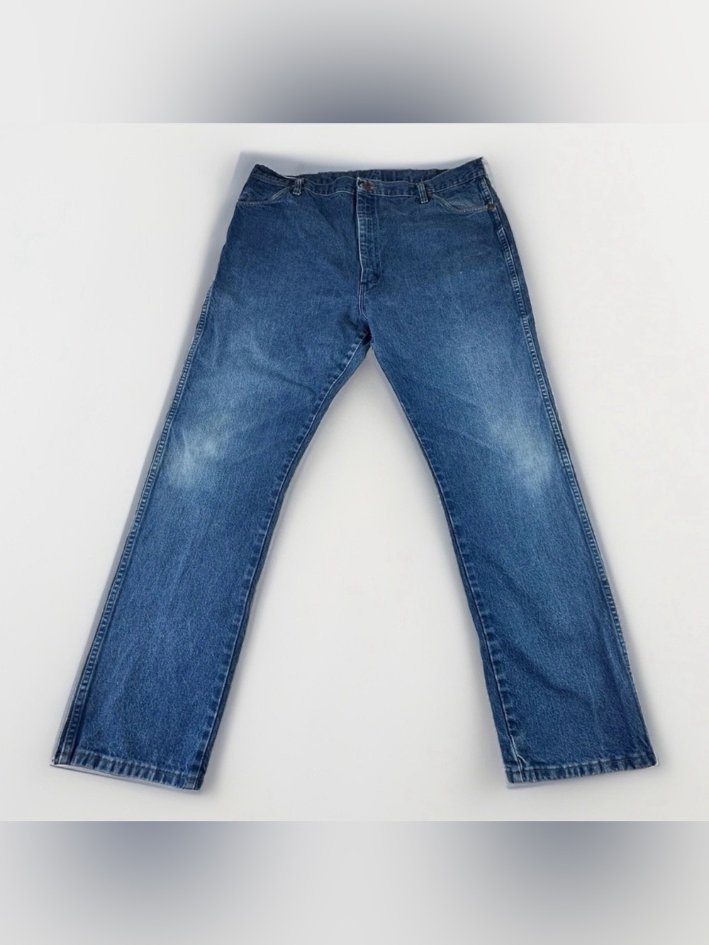 Wrangler Men's Jeans 42x34 Blue Medium Wash Regular Fit Straight Leg 13MWZ